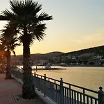 Apartment Petra Marina