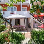 Apartment Petra *