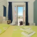 Petra Apartment *